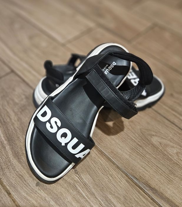 Sandale DSquared marime 39, stare foarte buna