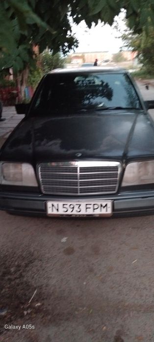 Мерседес 2.8 1995 года 5 ступка