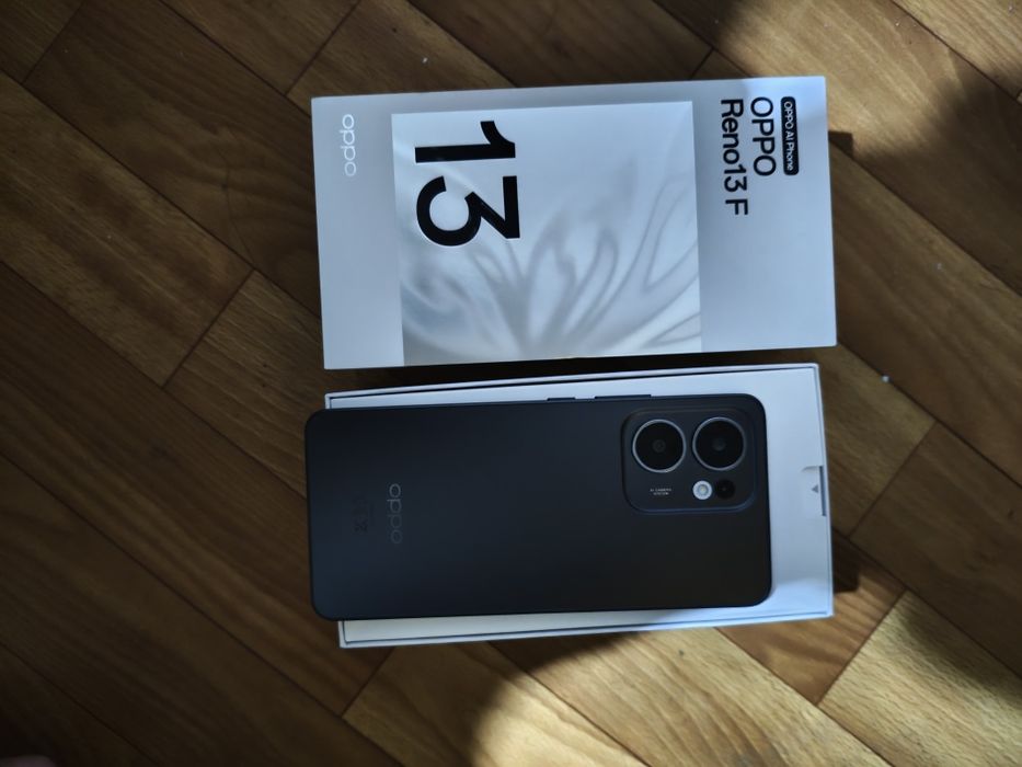 OPPO Reno13 F 5G — новый, полный комплект