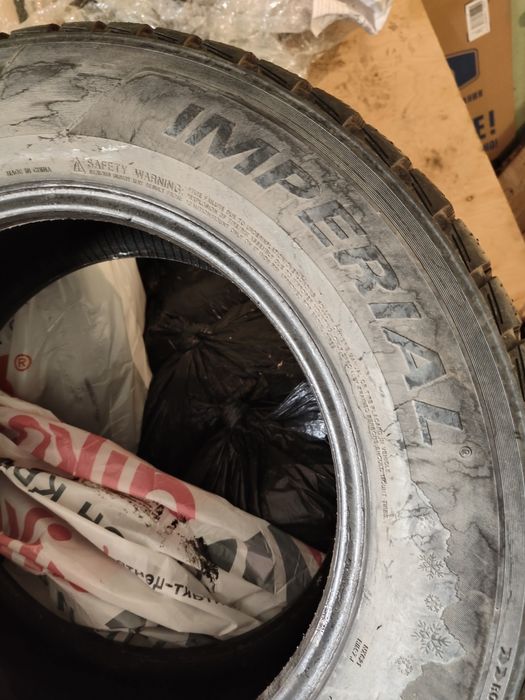 Продам резину зимнюю.