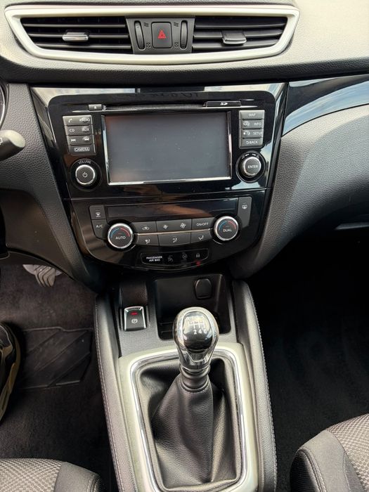 Nissan Qashqai  Acenta, an 2015, 1.5 dci, garantie