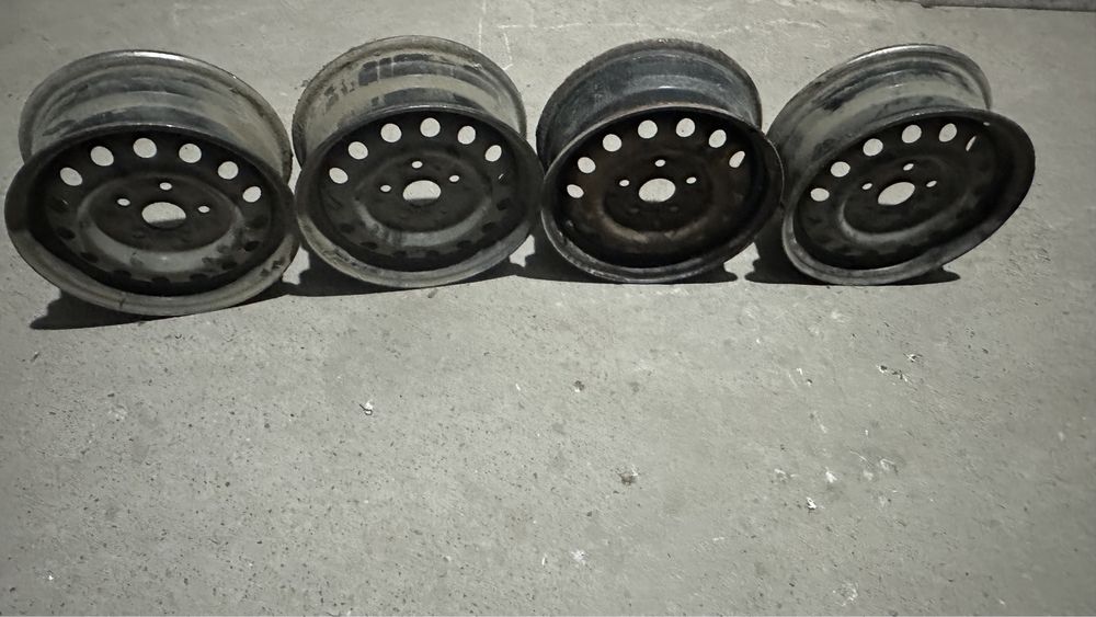 Диски продам на мазду