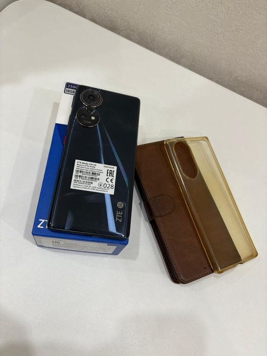 Продам телефон телефон ZTE V50 blade