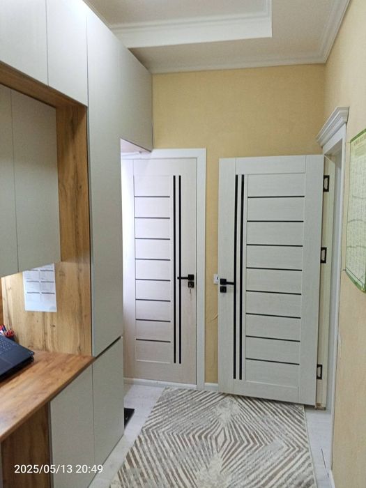 Продаётся 2 комнатная квартира Азия Хаус в Яшнабадском районе