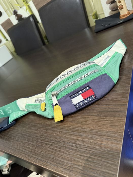 Borseta Tommy hilfinger