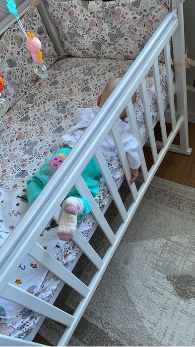 Продам детскую кроватку манеж