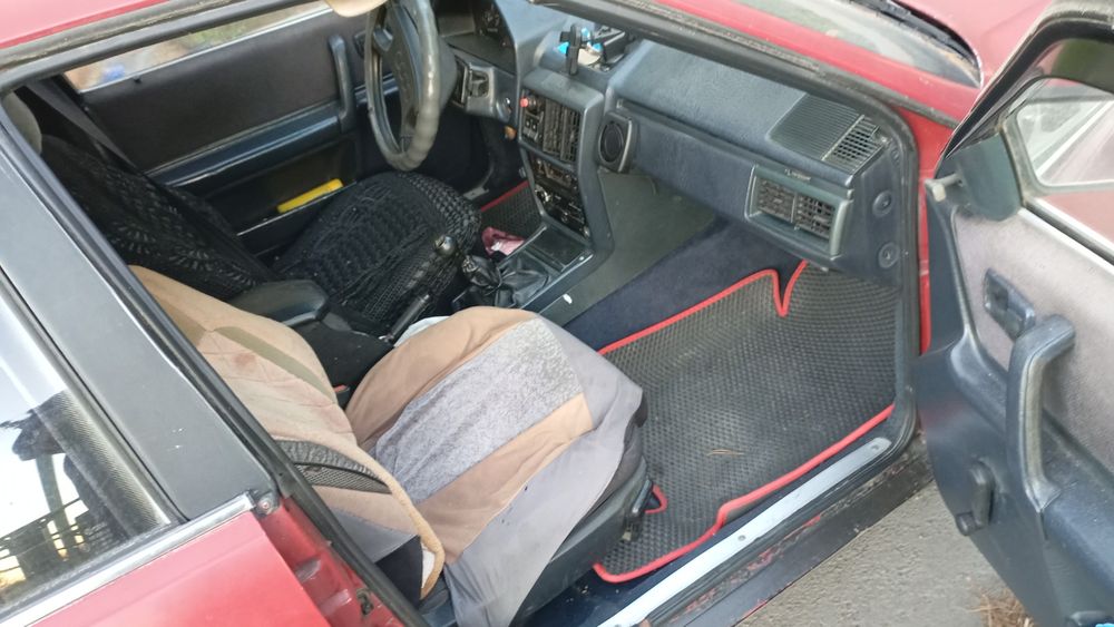 Ауди 100 с 3 селедка