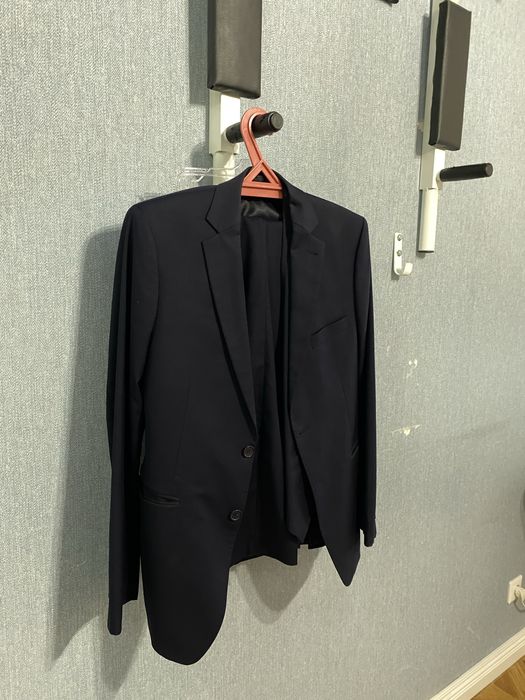 Продам костюм