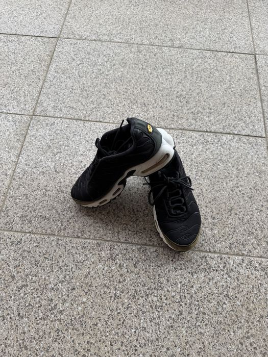 Adidasi nike marimea 36