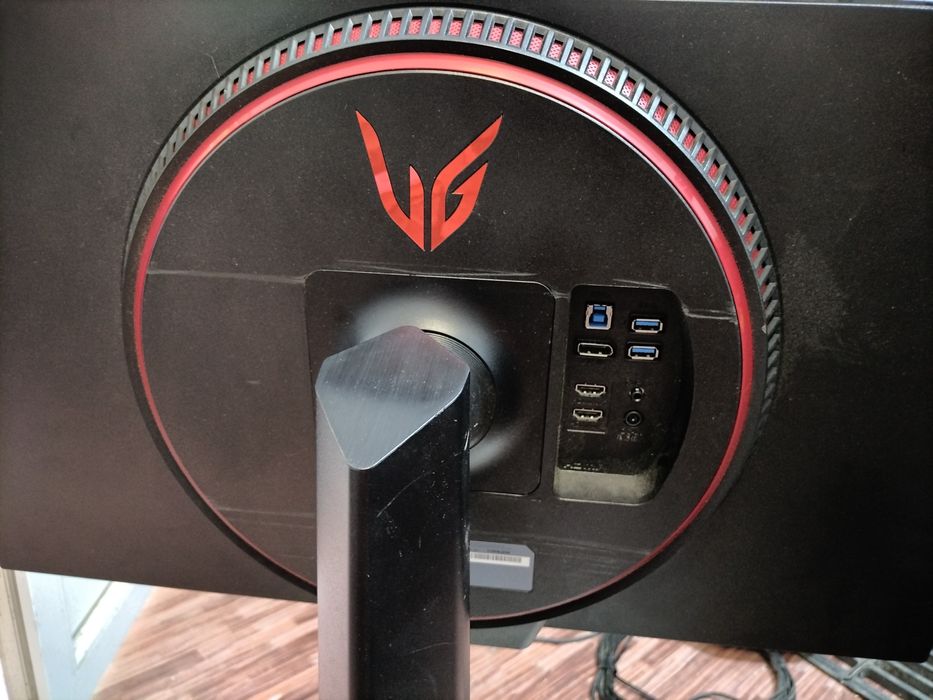 Vând monitor cu display spart