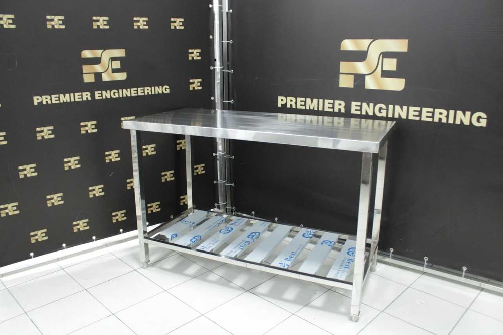 Стол из нержавейки.  Stol Nerjaveyka