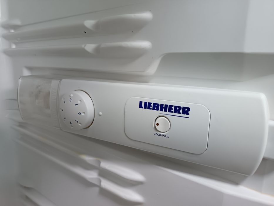 Неработещ хладилник Либхер Премиум