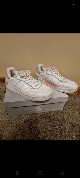 Adidasi adidas din piele