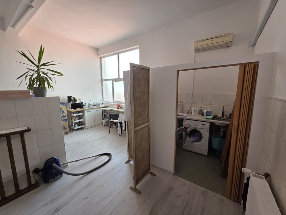 De închiriat spațiu pentru salon/birou/alte activități