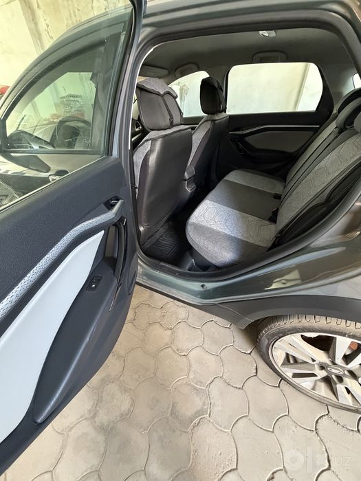 Lada Vesta Cross SW