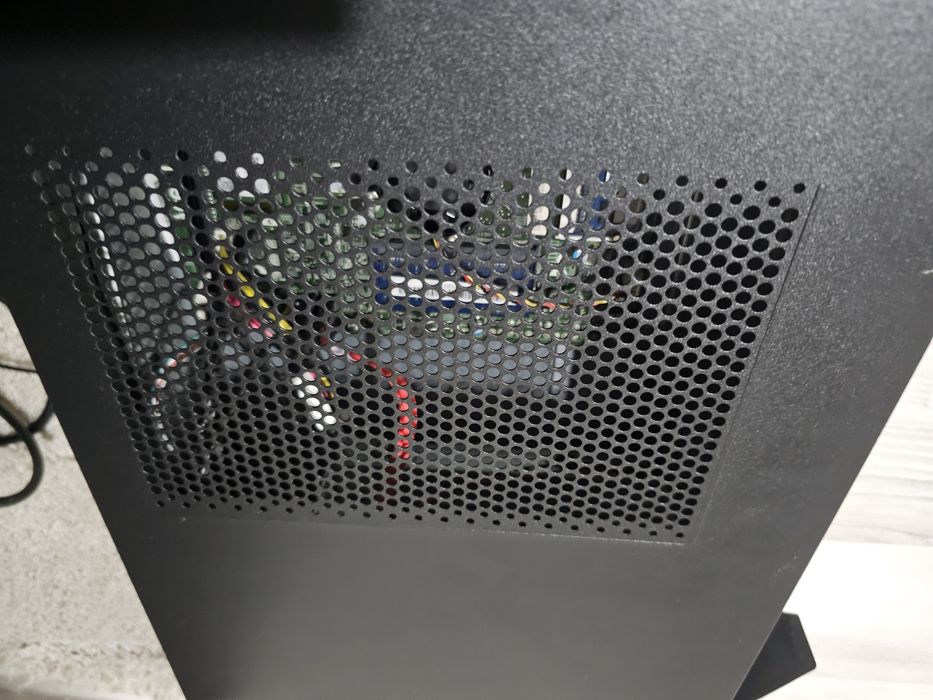 Vând calculator acer aspire x