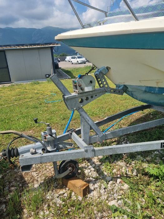 ULTRAMAR  Ultra 570