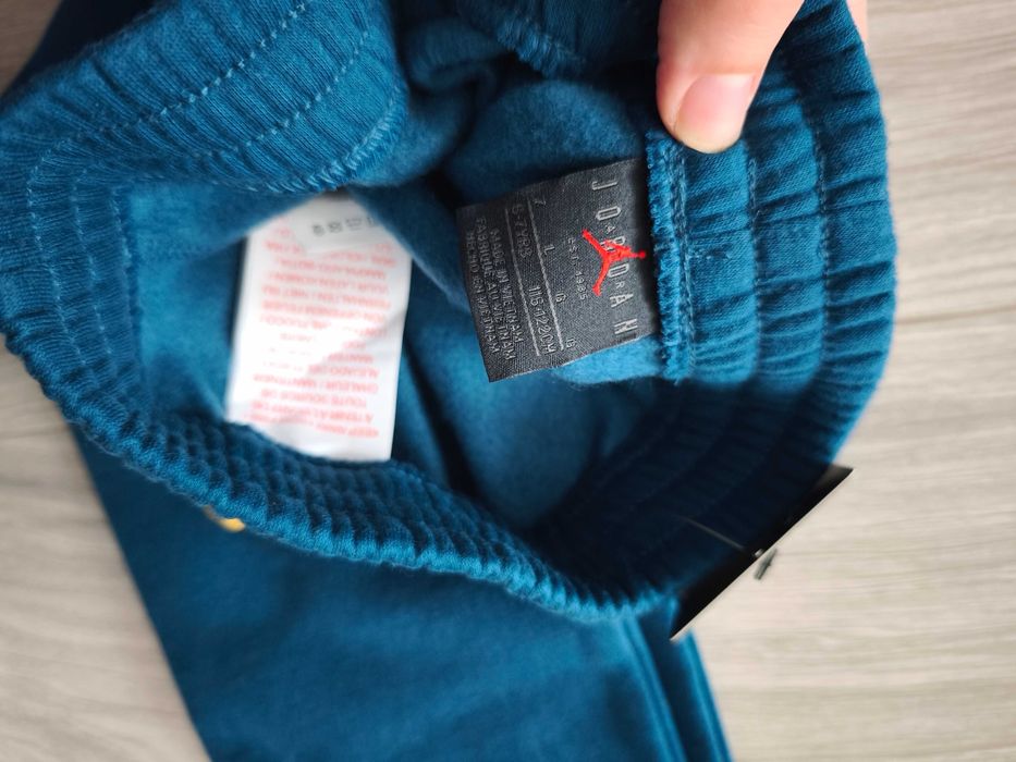 Нов с етикет спортен екип Джордан - Jordan 6-7 години