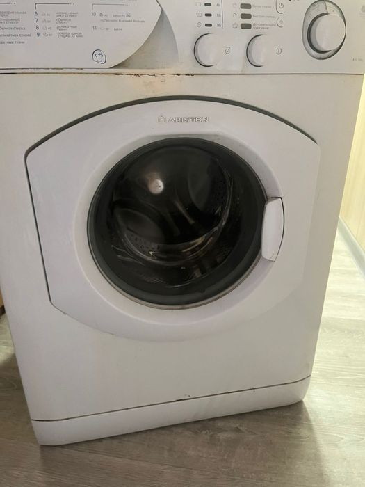 Стиральная машина ariston