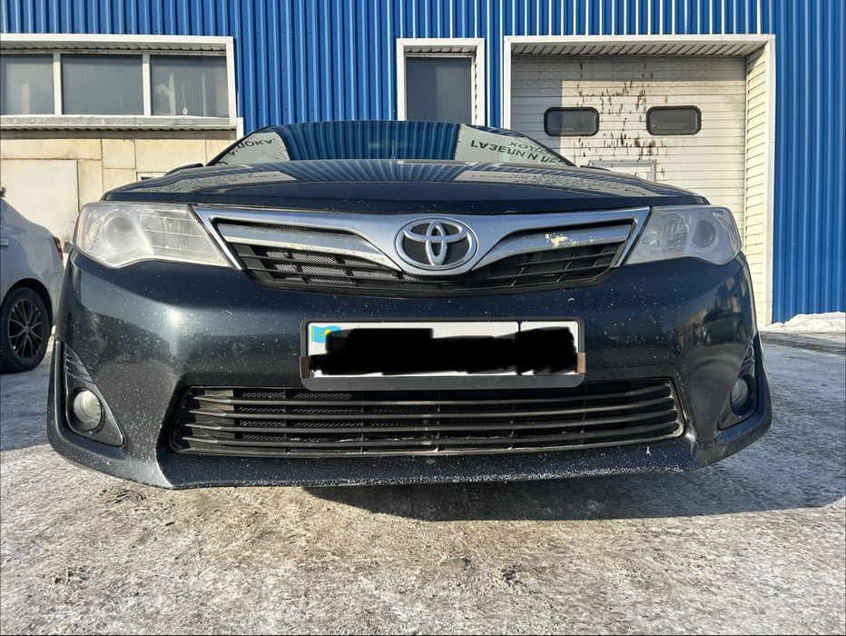 Бампер в сборе камри 50