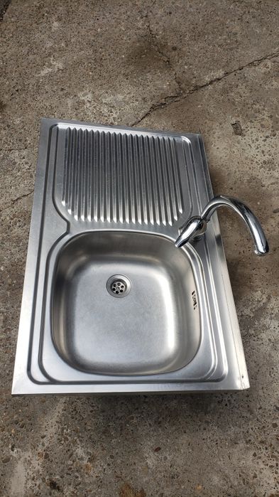 Chiuveta inox bucatarie cu baterie ,sifon si racord flexobil