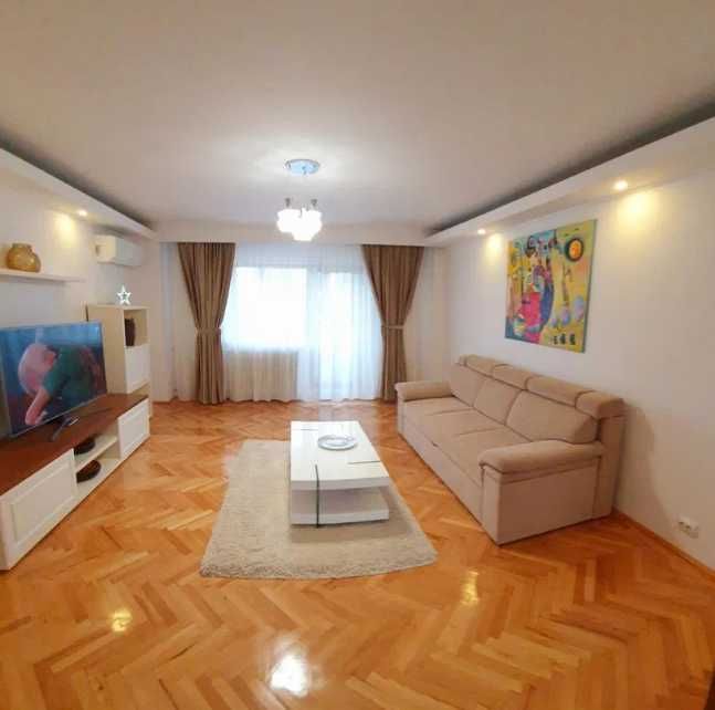 Дава се под наем Двустаен апартамент в Пловдив, Изгрев - 65 кв.м за 331.5 € - Снимка #4