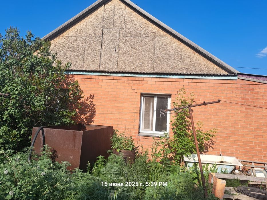 Продам металлический бак 3 кубовый под воду или для  других нужд.