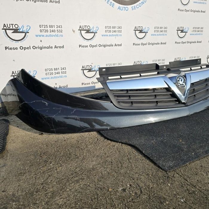 Bara fata superioara cu grila radiator Renault Trafic 2 facelift