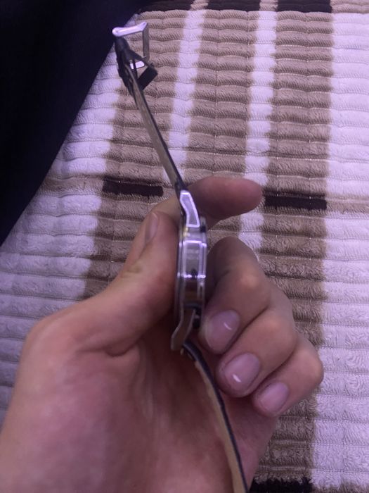 Продаю мужские часы