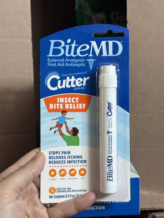 Защита от насекомых при прогулке для малышей