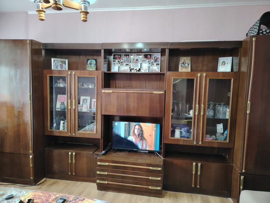 Запазена холна секция