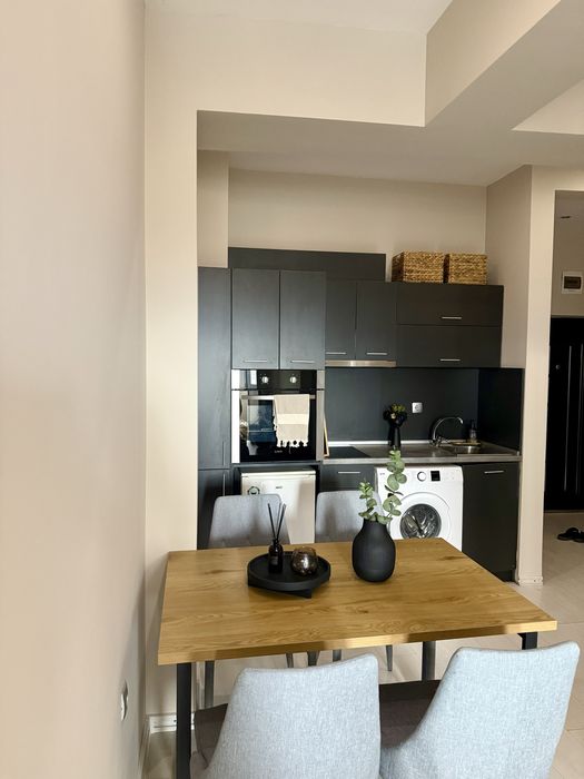 Дава се под наем Едностаен апартамент в Благоевград, Запад - 50 кв.м за 229.5 € - Снимка #1