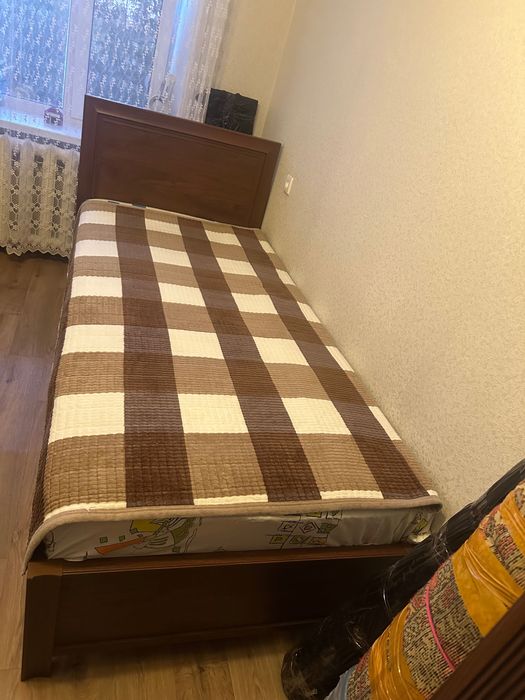 Продам кровать+матрас односпальная