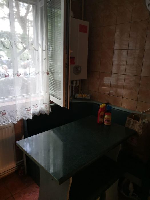 Inchiriez apartament 2 camere , micro 3, mobilat/utilat complet