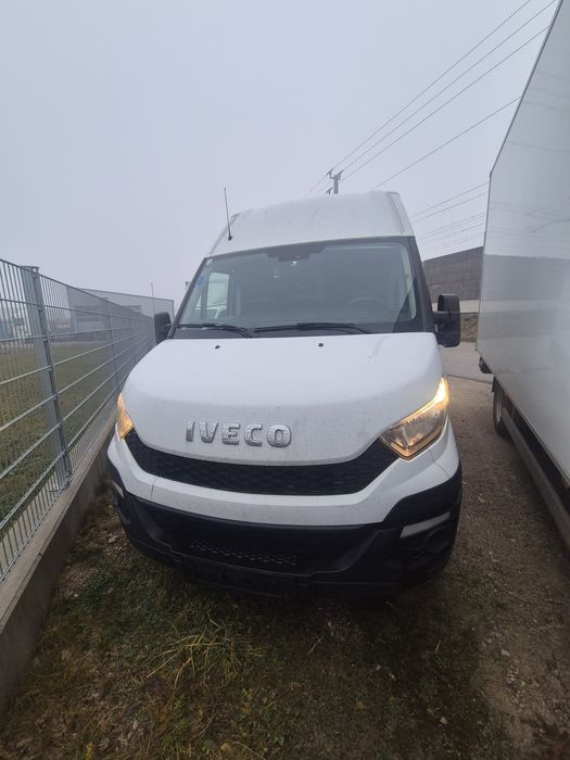 Vând Iveco Daily 35 s 13 ,an 2016 93 kw , 2 267 cc