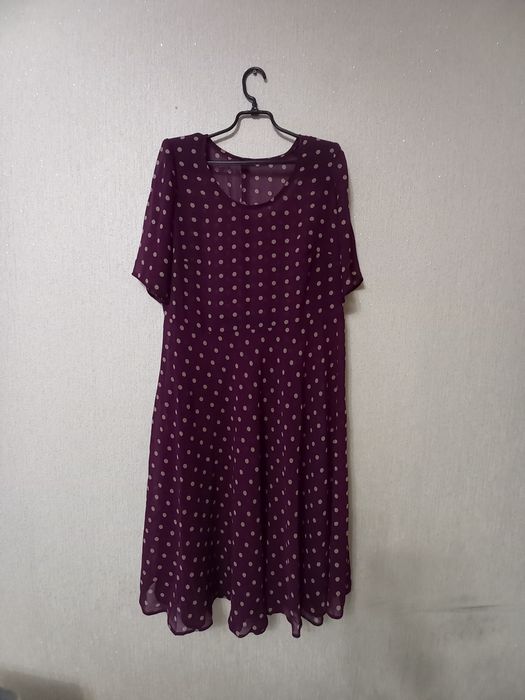 Продам платья 54-56.  Цена1000 тг..