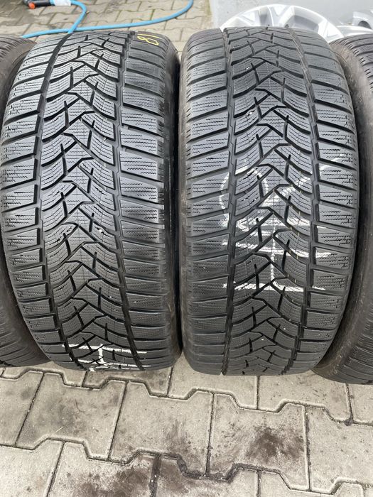 Anvelope Dunlop 235 45 R18, Cauciucuri 235 45 R18