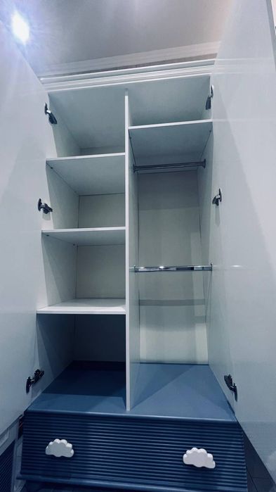 Детский шкаф с кроваткой