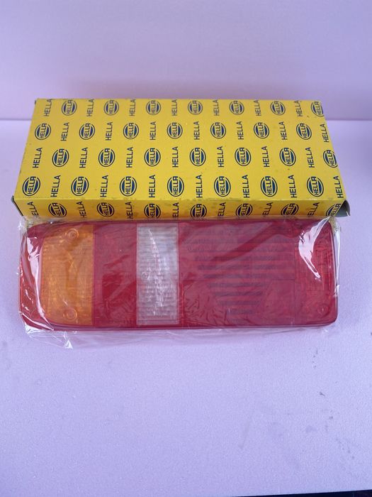 Dispersor/ semnalizare lampa spate stanga-dreapta Hella