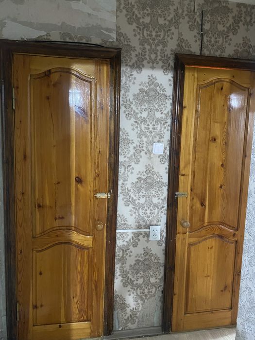 Отдам даром деревянные двери