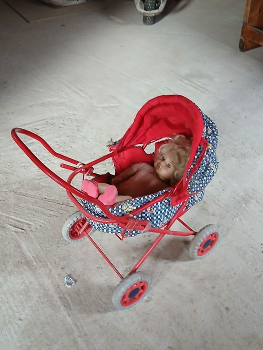 Vand cărucior pentru joacă