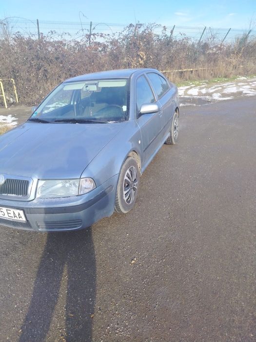 Vând Skoda Octavia