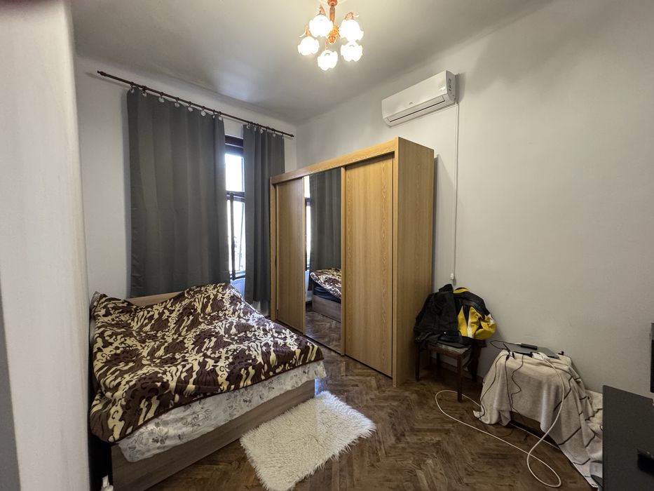 Apartament 2 camere + o garsoniera