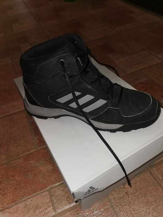 Маратонки Адидас