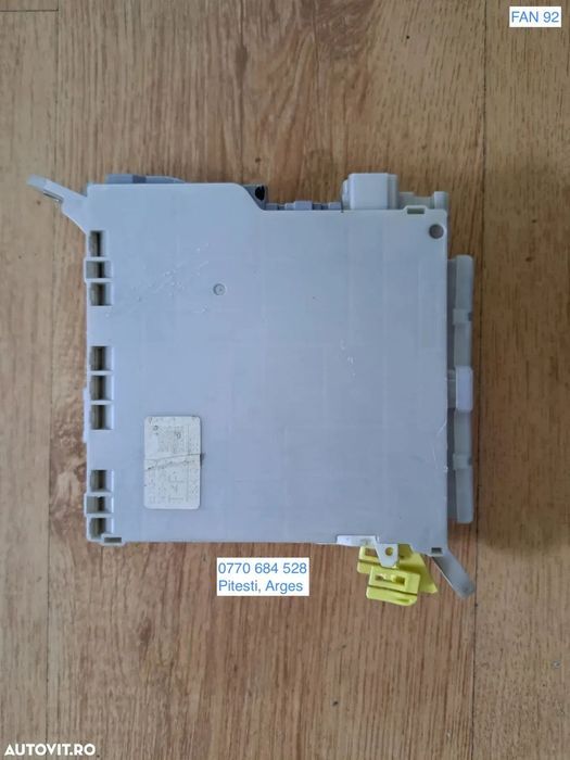 Panou Tablou Sigurante dreapta fata original Lexus LS460 LS600h