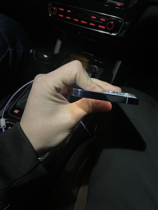 Продам iphone 13 pro max