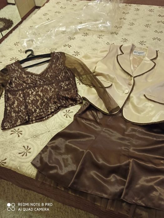 Костюм -тройка