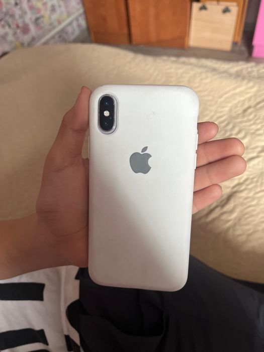 IPhone X 64 гб очень хороший
