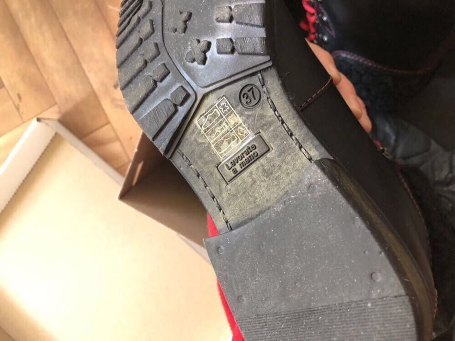 Ghete romanesti imblanite, piele naturala