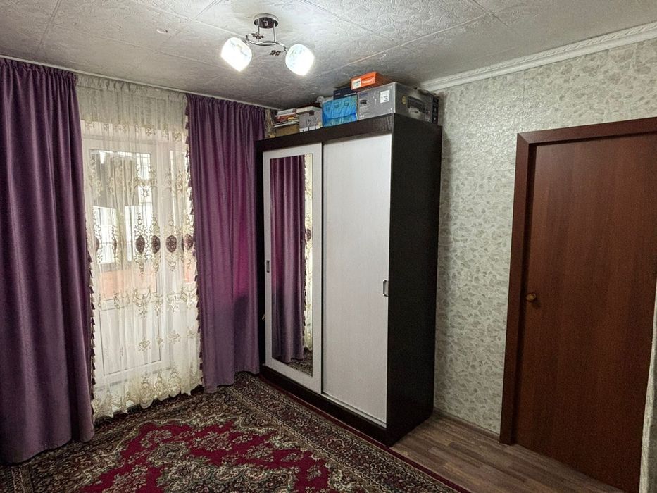 ПРОДАМ КВАРТИРУ 6 микрорайон, 62 дом
